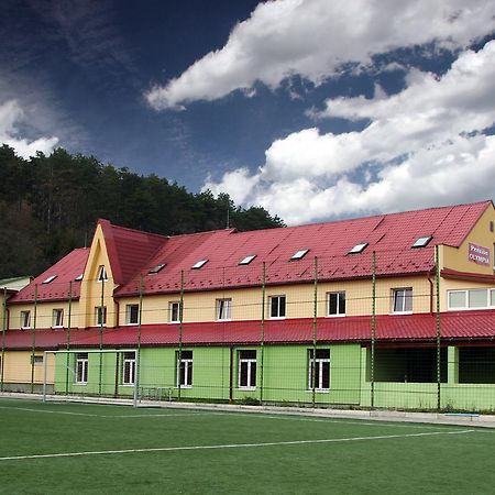 Penzion Olympia** Banska Bystrica Ngoại thất bức ảnh