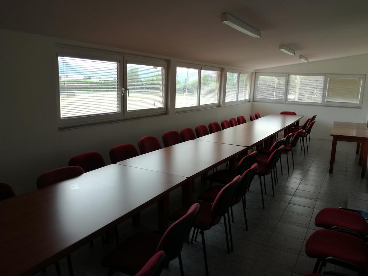 Penzion Olympia** Banska Bystrica Ngoại thất bức ảnh